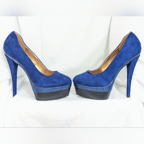 JustFab Korva Pump (8) - Picture 7 of 11